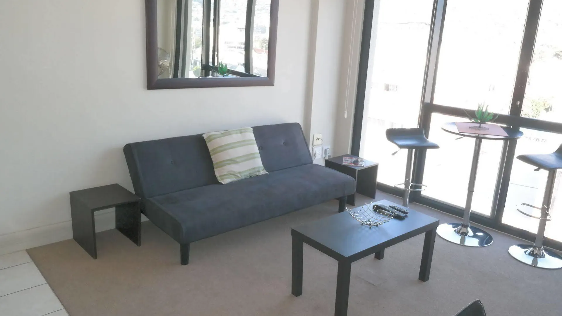 Four Seasons Apartment Cape Town